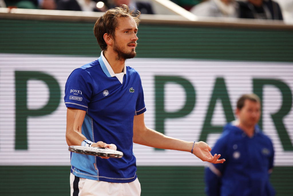 赫罗纳则依 赫罗纳则依